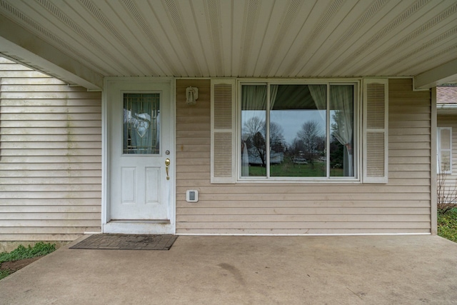 view of property entrance