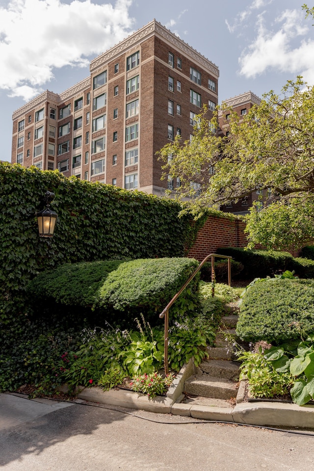 8162 E Jefferson Ave Unit 8A, Detroit, MI 48214 - photo 47