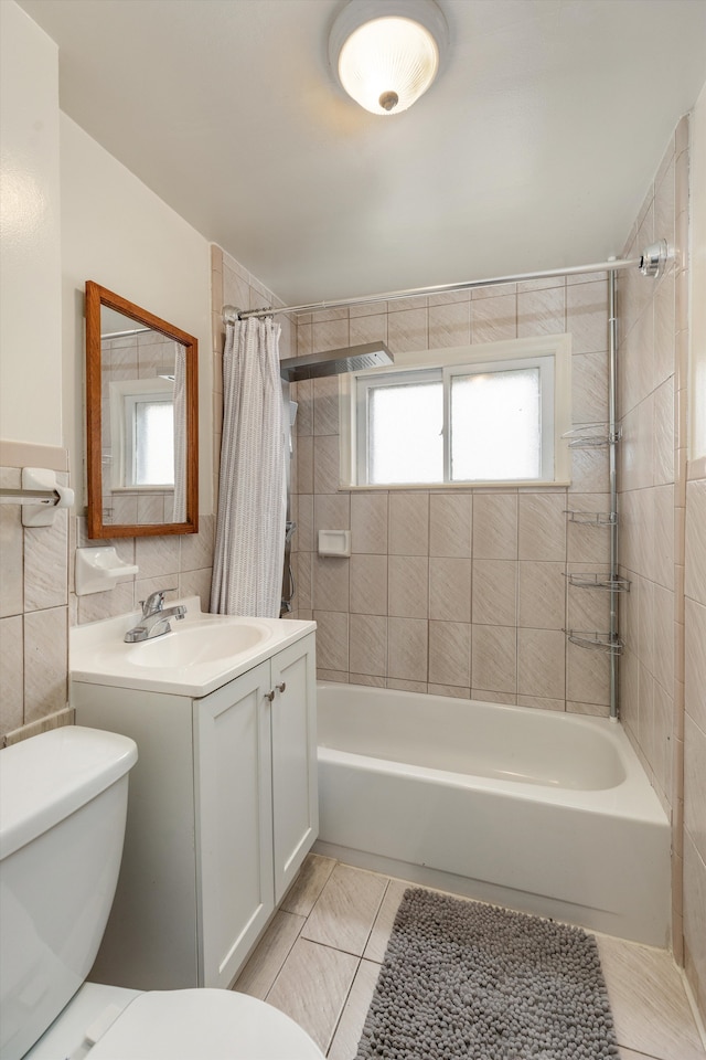 5570 Meadow View St, Sterling Heights, MI 48310 - full bathroom with toilet, shower / bath combination with curtain, tile walls, and vanity