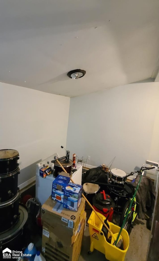 1084 Dunkirk Ave, Mount Morris, MI 48458 - view of storage room