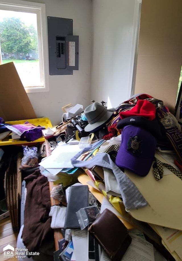1084 Dunkirk Ave, Mount Morris, MI 48458 - miscellaneous room with electric panel