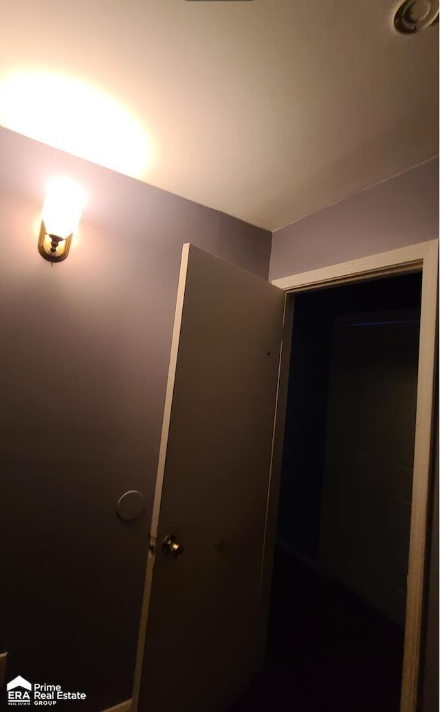 1181 Oleander Dr, Mount Morris, MI 48458 - view of hallway