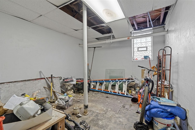 1055 Philip St, Detroit, MI 48215 - view of garage