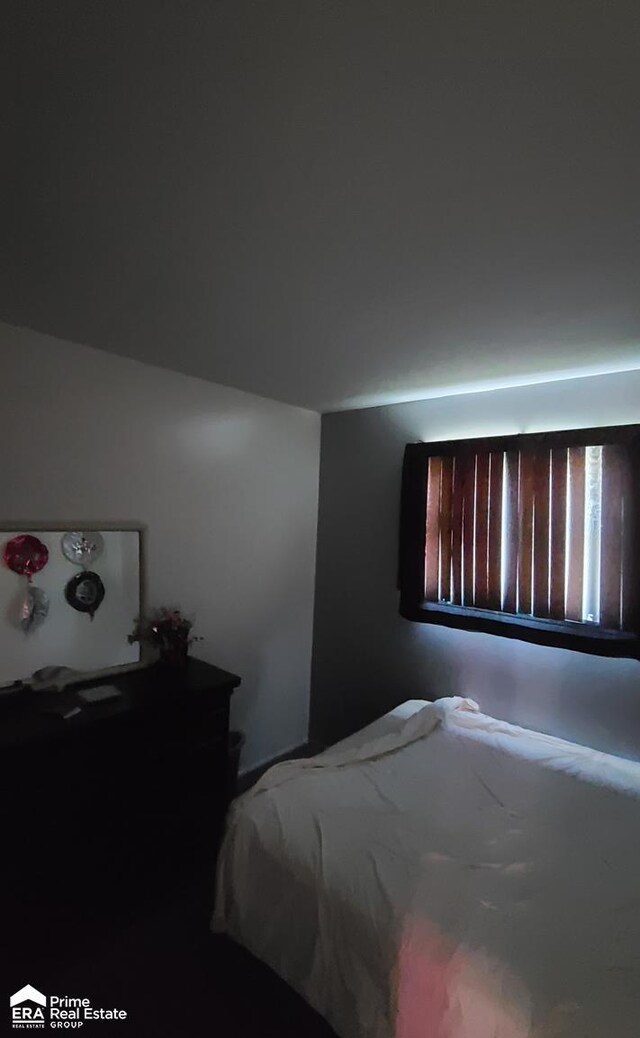 2273 Toby Beth Dr, Flint, MI 48505 - view of bedroom