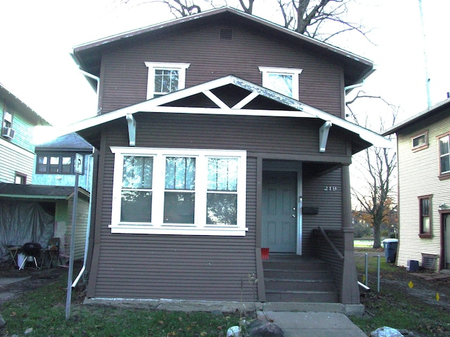 view of front facade