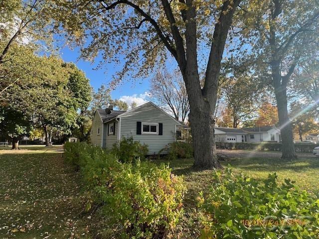 4209 Occidental Hwy, Adrian, MI 49221 - view of side of home