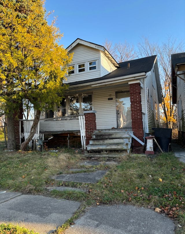 view of front of home featuring covered porch