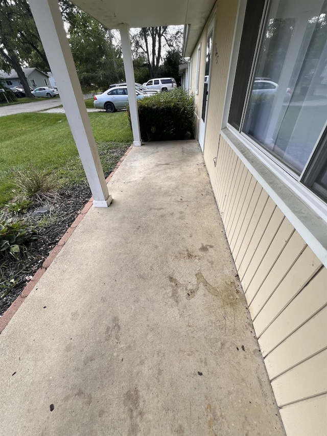3077 Kettering Hts, Grand Blanc, MI 48507 - view of patio