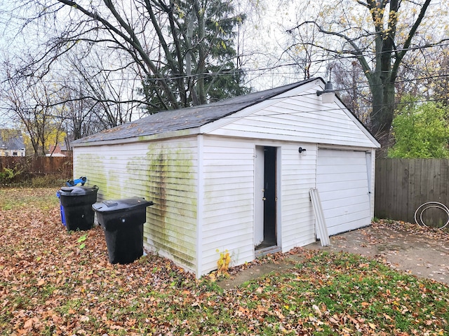 view of outdoor structure