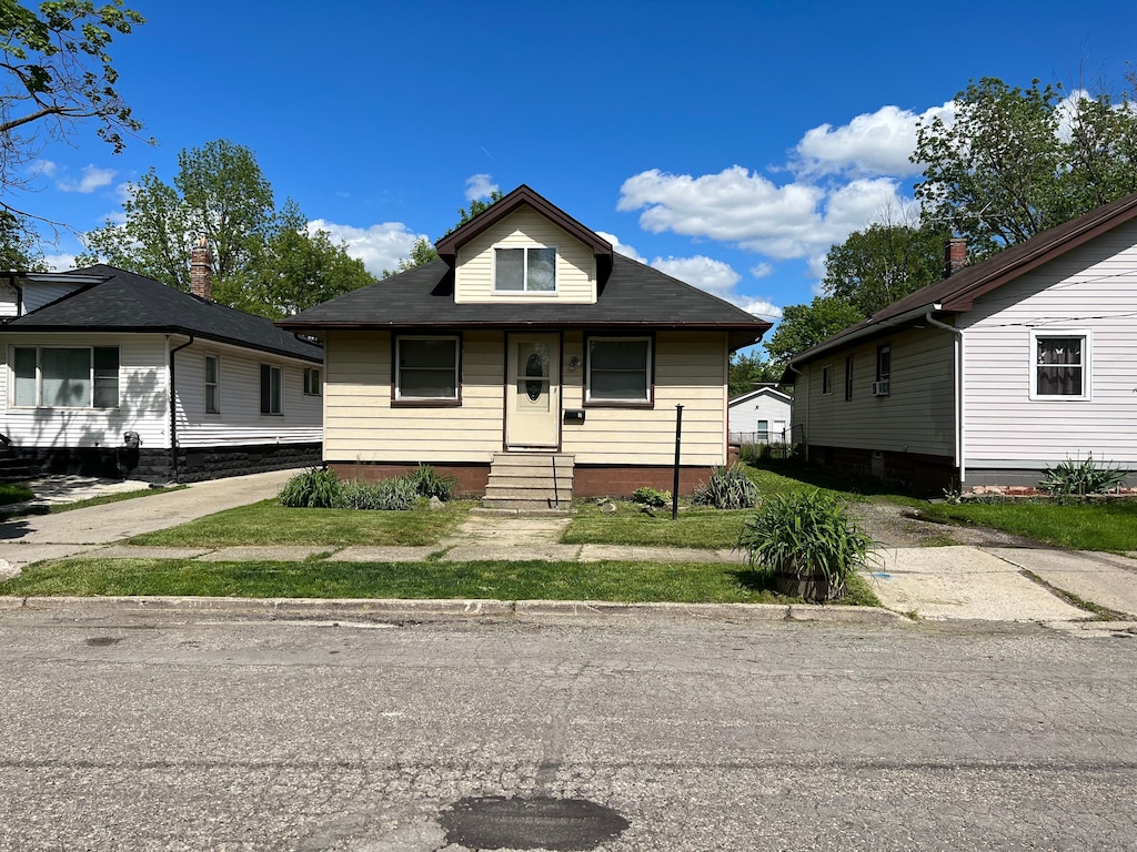 view of bungalow-style house