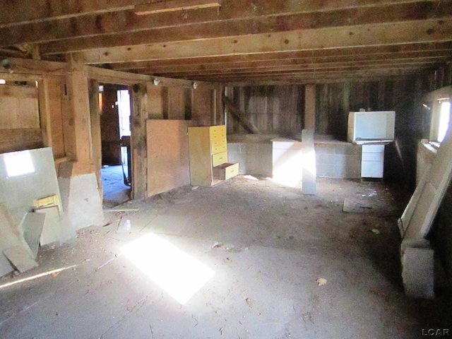 16378 Cadmus Rd, Hudson, MI 49247 - view of miscellaneous room