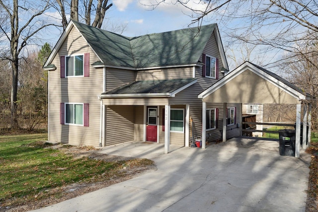 view of front of property