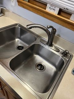 room details featuring sink