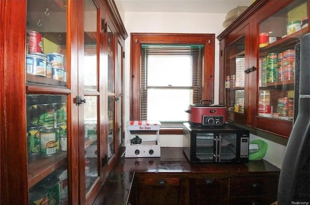 90 Edison St, Detroit, MI 48202 - view of home office