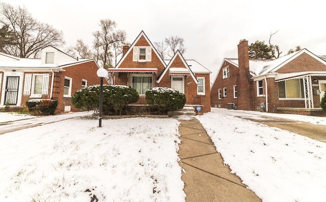 view of front of house