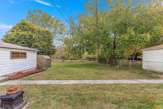 view of yard with a shed