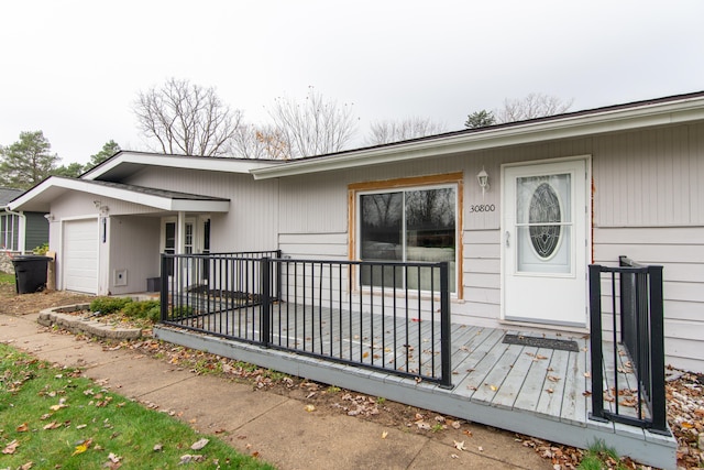 view of front facade with a garage