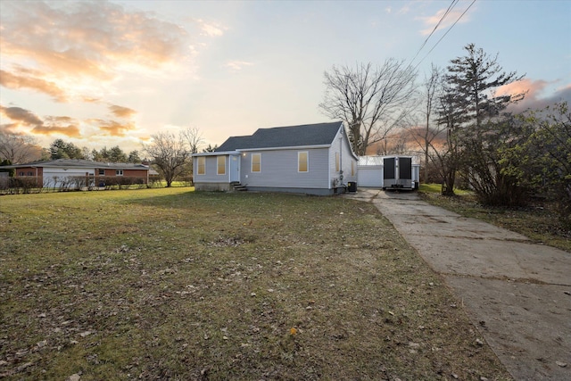 exterior space featuring a lawn