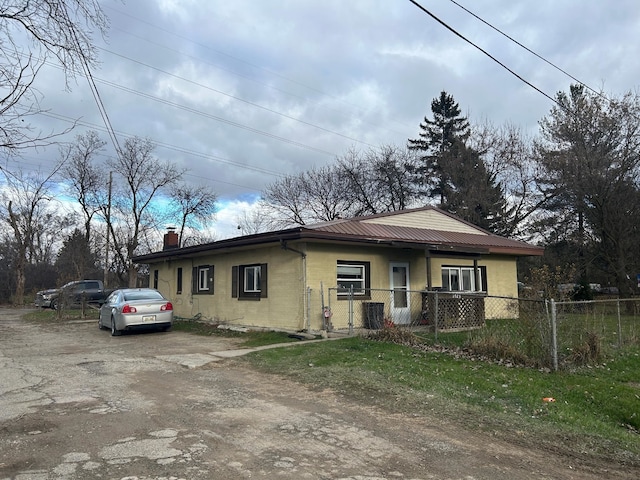 view of front of house