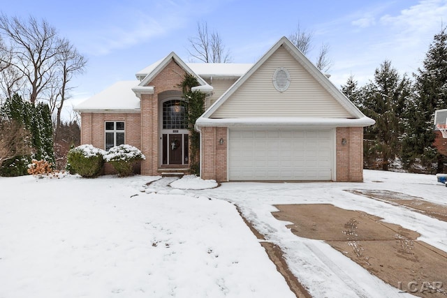 view of front facade with a garage