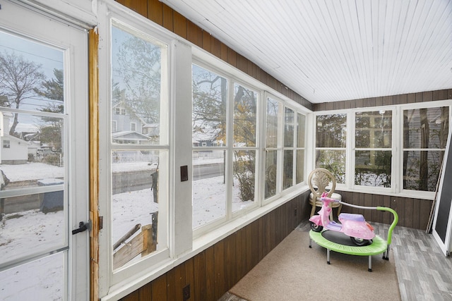 view of sunroom / solarium