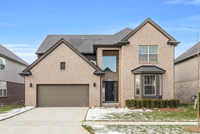 view of front facade featuring a garage