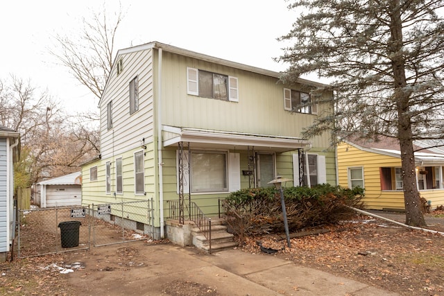 view of front of house