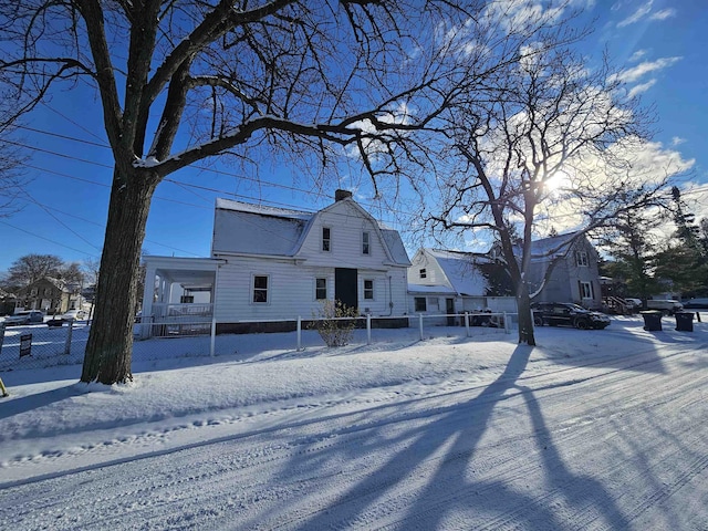 view of front of house