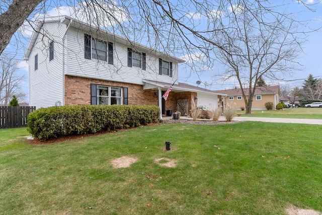 view of front of house with a front lawn