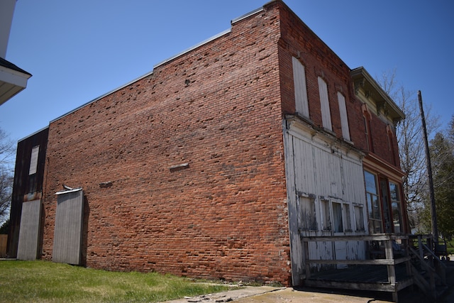 view of building exterior