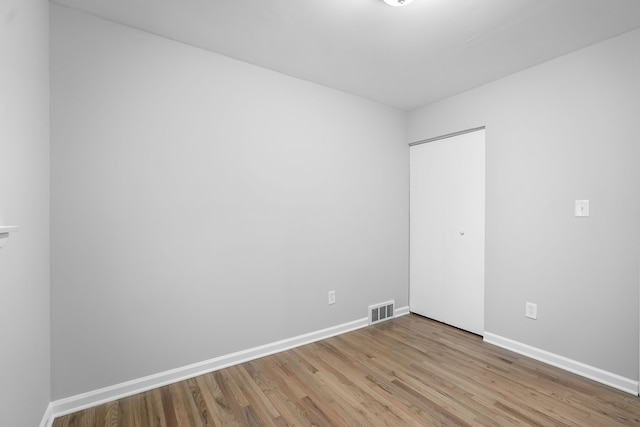 empty room featuring light hardwood / wood-style flooring