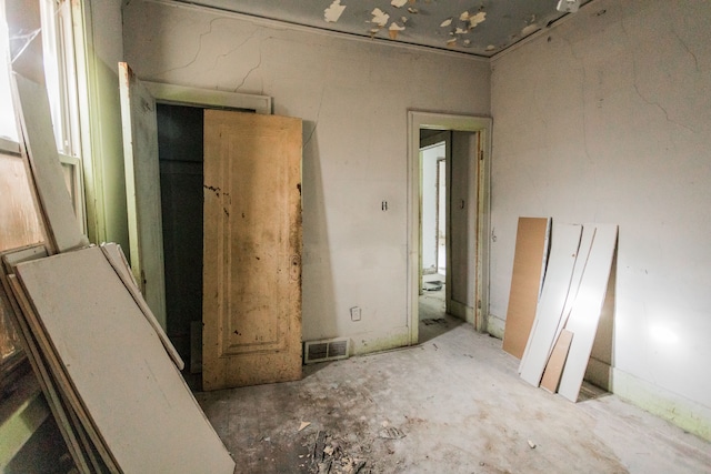 miscellaneous room featuring concrete flooring