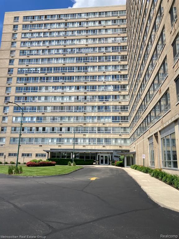 8900 E Jefferson Ave # 908 # 909, Detroit, MI 48214 - view of apartment building / complex