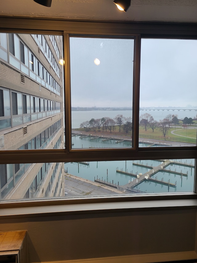 8900 E Jefferson Ave # 908 # 909, Detroit, MI 48214 - detailed view of a large body of water