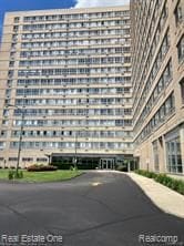 8900 E Jefferson Ave # 908 # 909, Detroit, MI 48214 - view of property