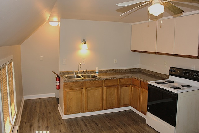 kitchen featuring dark wood-type flooring, white range with electric cooktop, sink, vaulted ceiling, and ceiling fan