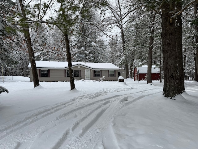 view of front of property