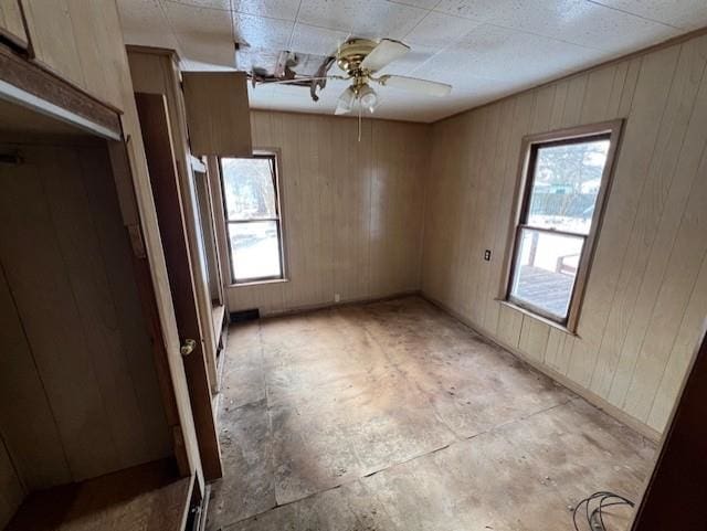 620 Cedar St, Breckenridge, MI 48615