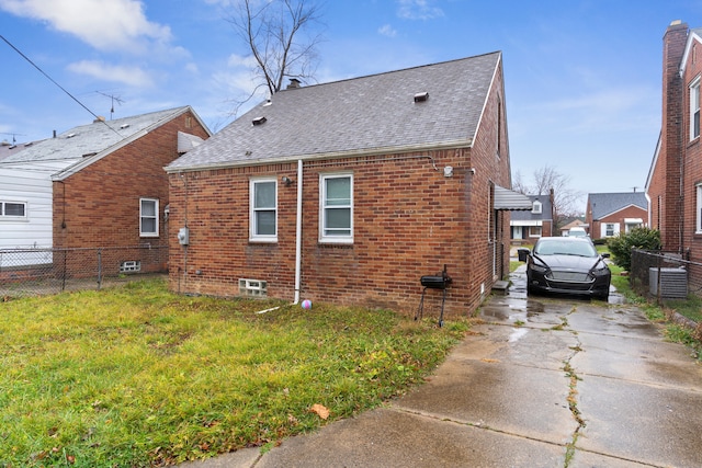 view of property exterior featuring a yard