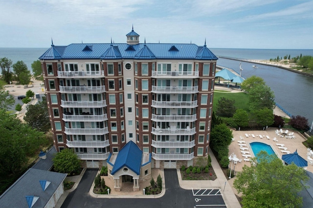 200 Lake St Unit 3B, Saint Joseph, MI 49085 - view of apartment building / complex featuring a water view and uncovered parking