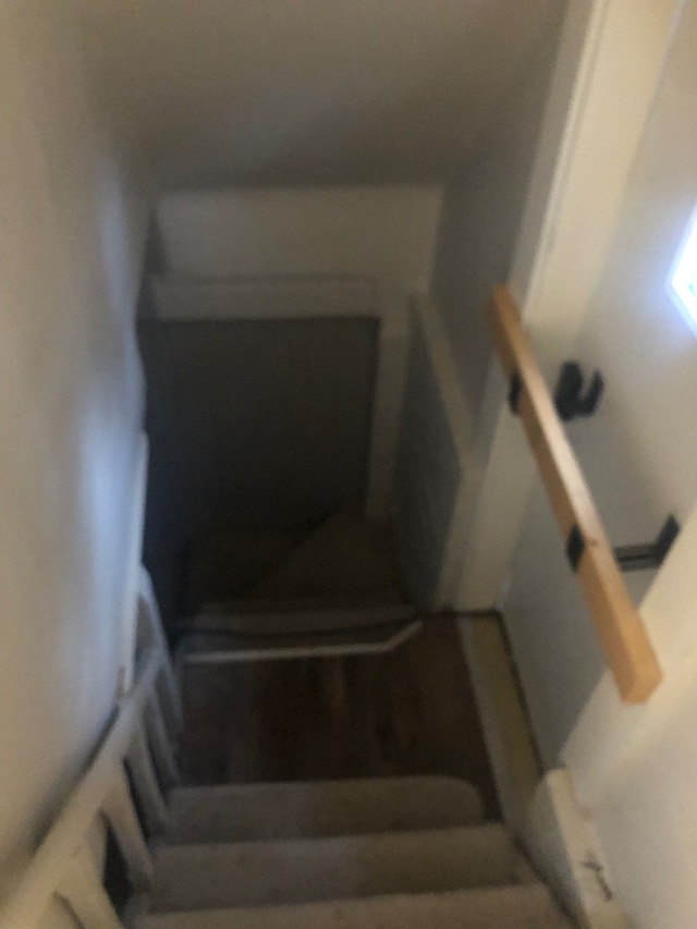3918 Nottingham Rd, Detroit, MI 48224 - view of staircase