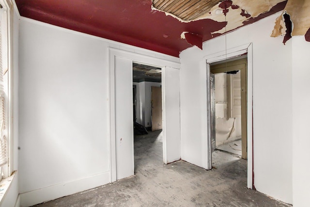 empty room featuring concrete floors