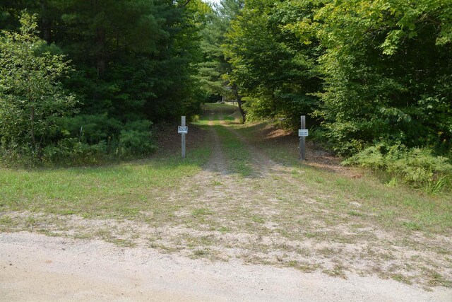 8600 Tucker Rd, Lake Ann, MI 49650 - photo 15