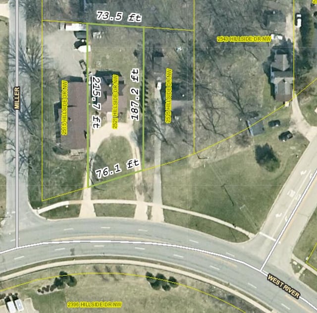 2521 Hillside Dr NW, Grand Rapids, MI 49544 - aerial view of property's location with property boundaries highlighted