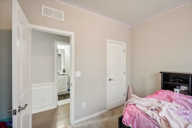 2785 Tulip Way, Commerce Twp, MI 48382 - bedroom with baseboards