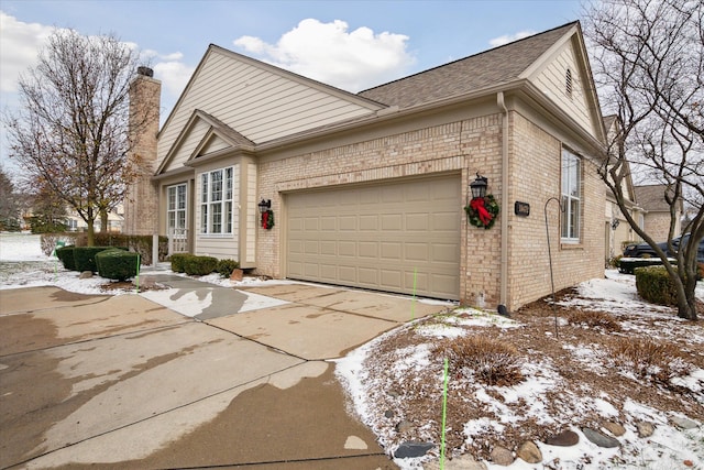 view of front facade with a garage