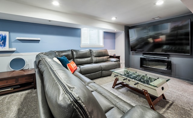 living room with carpet flooring