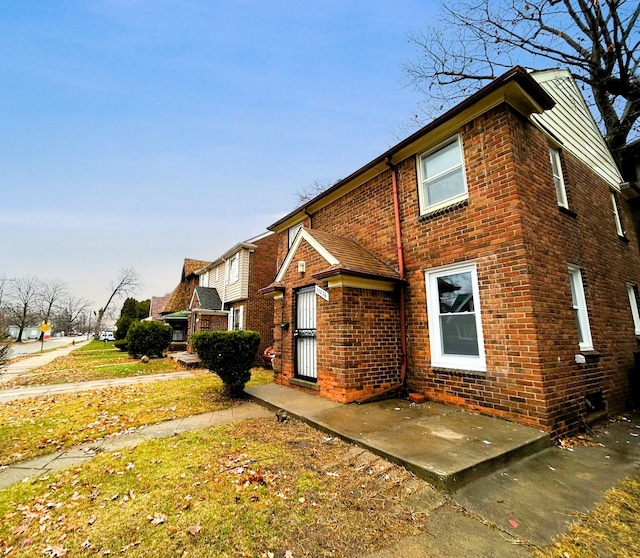 view of home's exterior