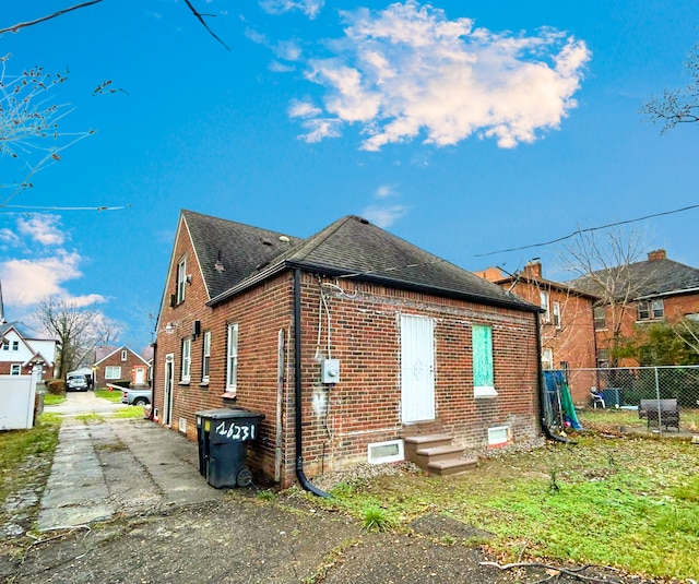 view of property exterior