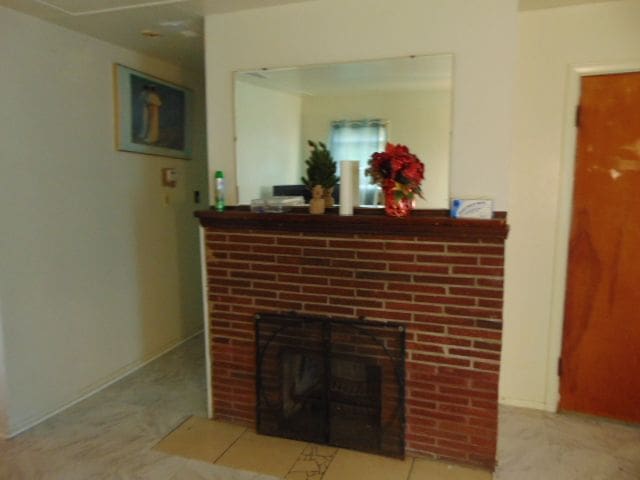 room details featuring a fireplace